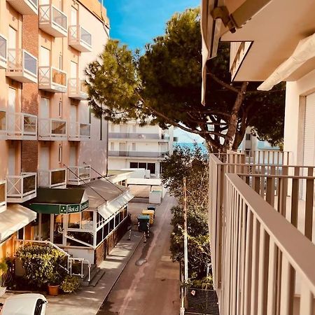 Appartamento Soyus 10 Lido di Jesolo Dış mekan fotoğraf